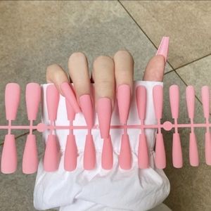 Set of 24 New press on nails, never used